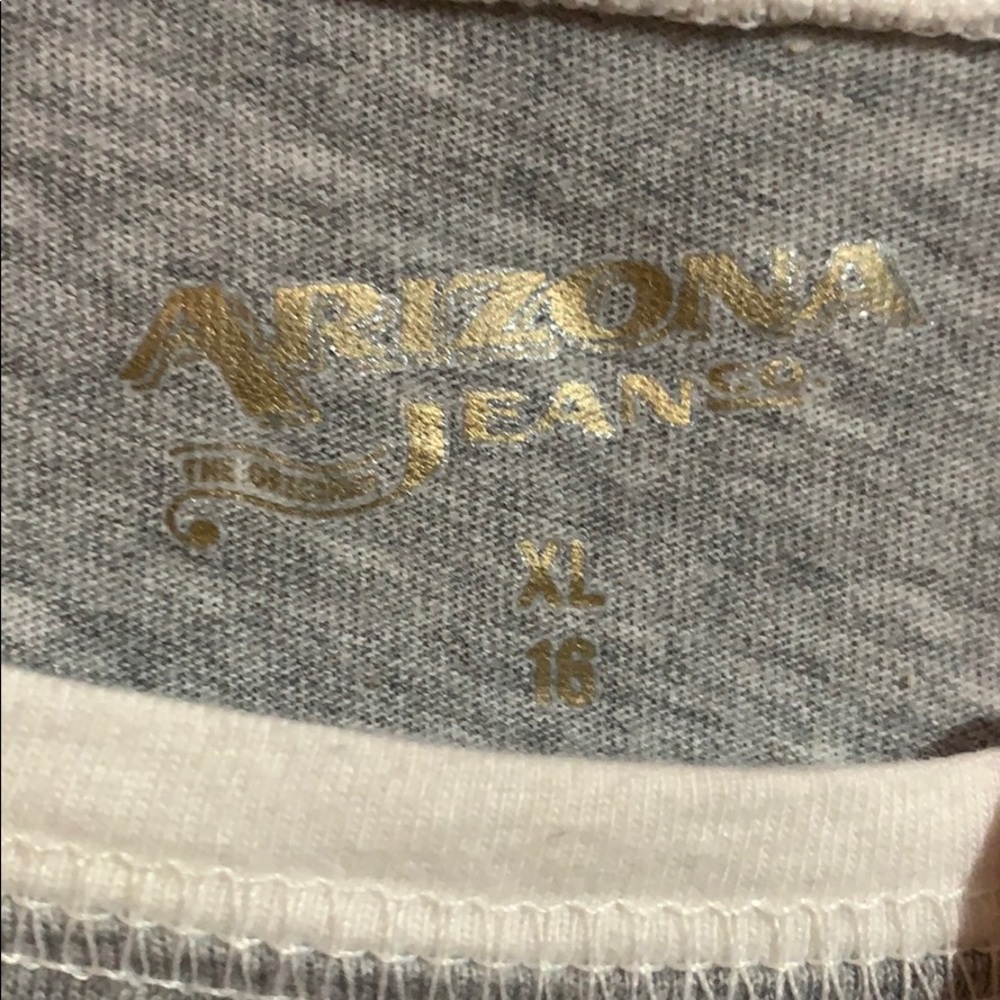 Shirt - Picture 2 of 2